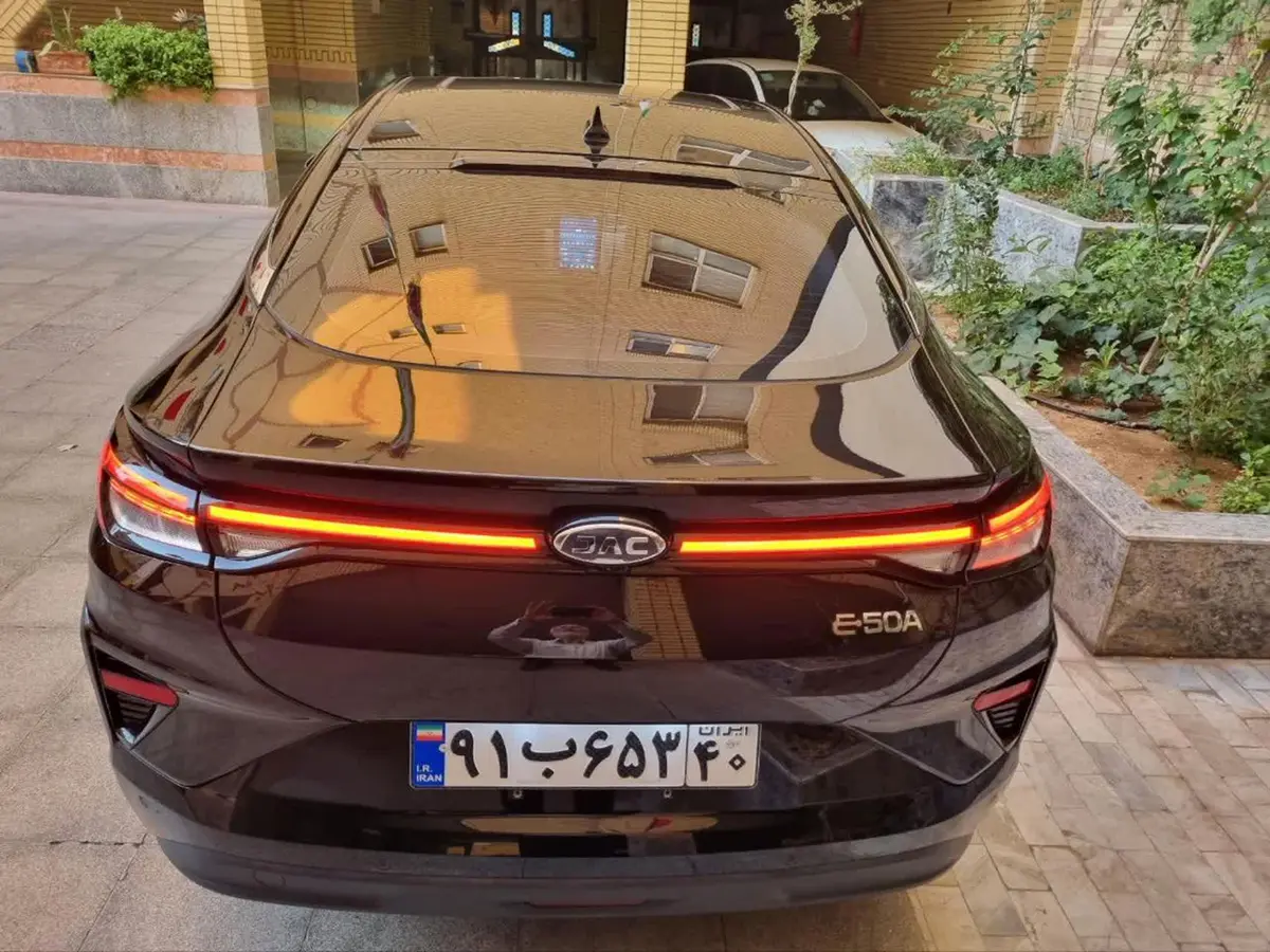 کی ام سی،  eJ7