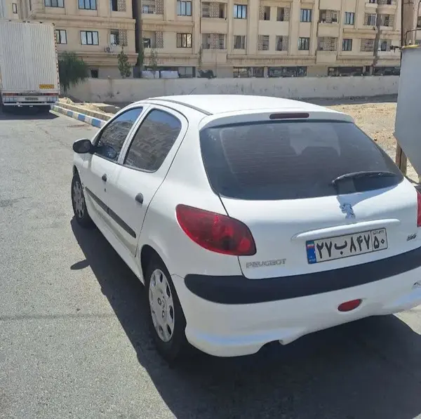 پژو  206