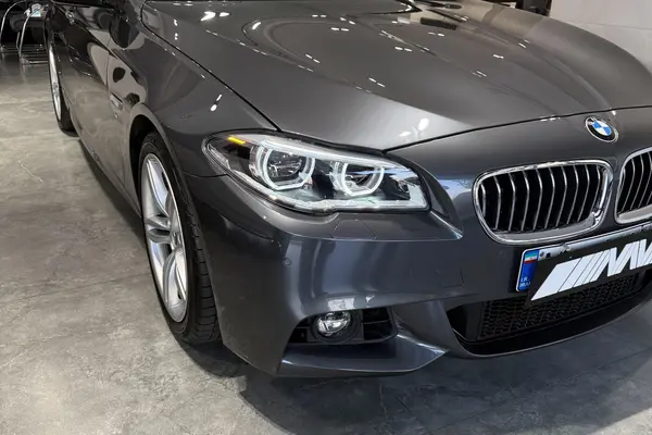 ب ام و، سری 5 سدان