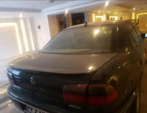 اپل، امگا