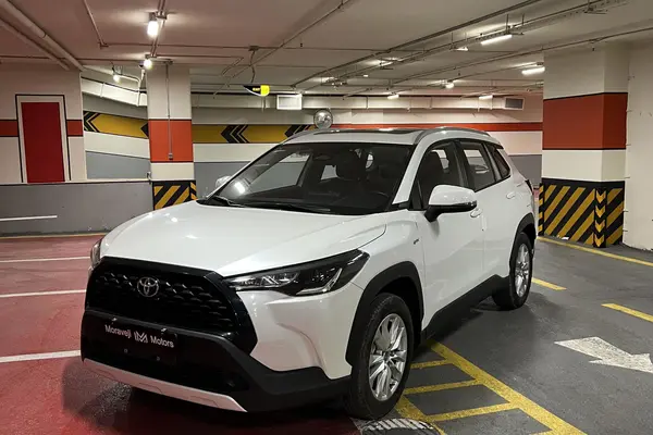 تویوتا، کرولا کراس هیبرید