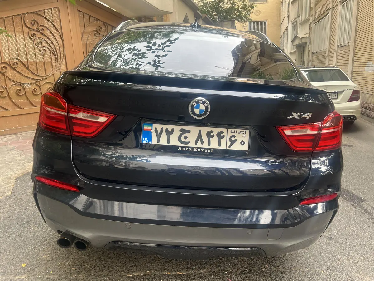 ب ام و  X4