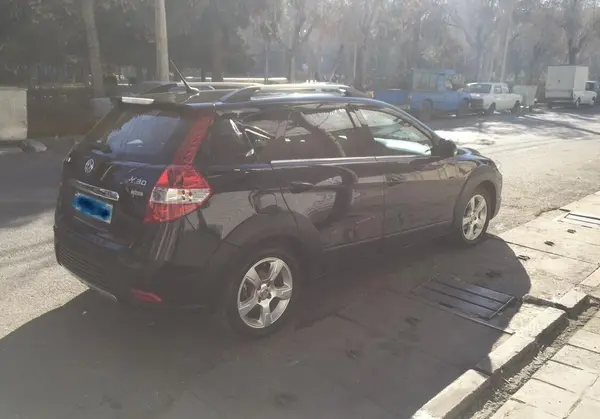 دانگ فنگ، H30 کراس