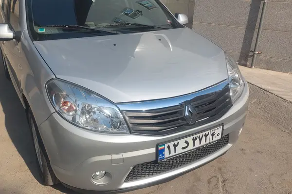 رنو، ساندرو