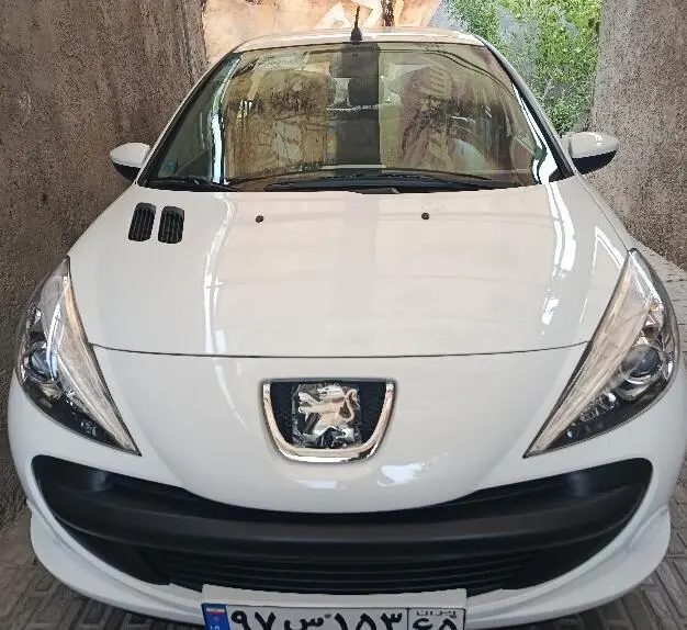 پژو،  207
