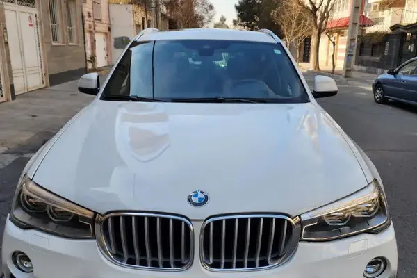 ب ام و  X3