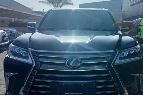 لکسوس، LX