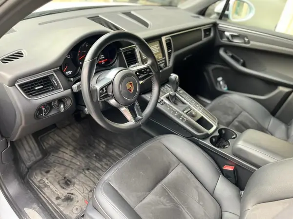 پورشه، ماکان