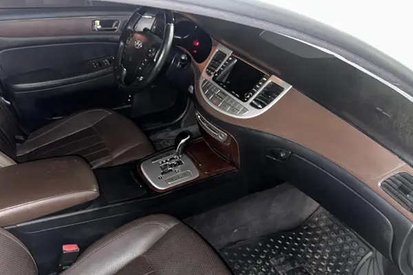 هیوندای، جنسیس