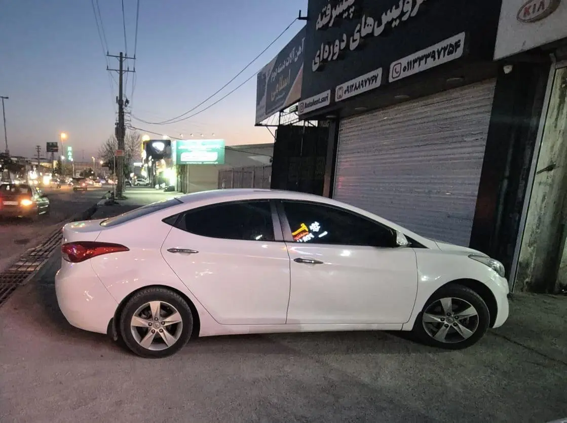 هیوندای،  النترا