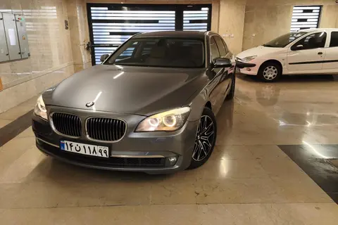 ب ام و، سری 7