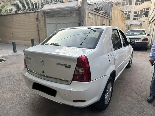رنو  تندر 90