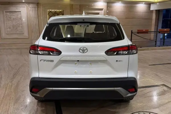 تویوتا، فرانت لندر هیبرید