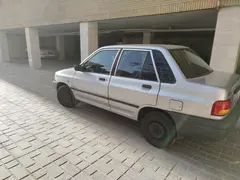 پراید، صندوق دار