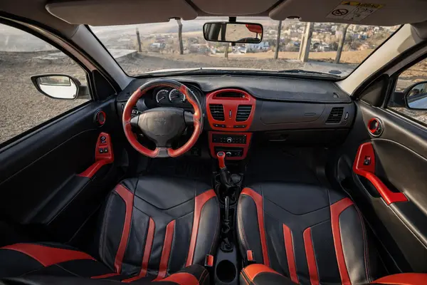 کوییک، دنده ای R