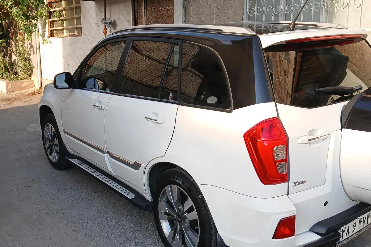 ام وی ام،  X33 S