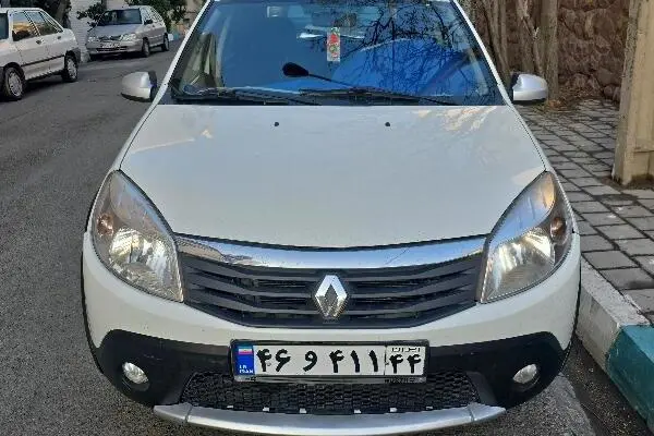 رنو، ساندرو