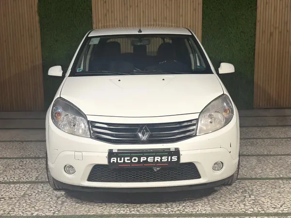 رنو، ساندرو