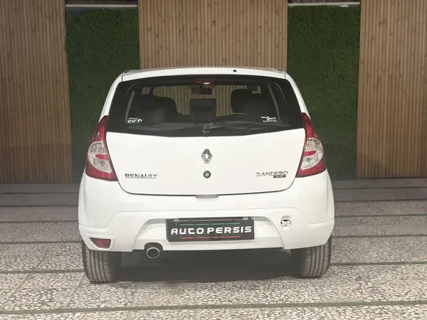 رنو، ساندرو
