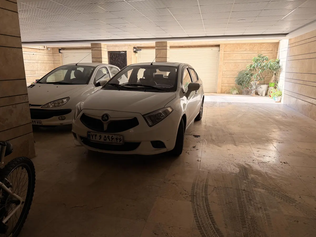 برلیانس،  H230