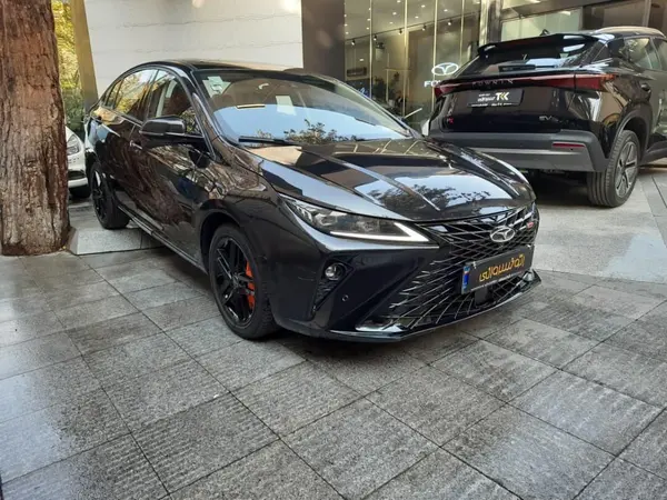 فونیکس، آریزو 6 جی تی (Z6 GT)