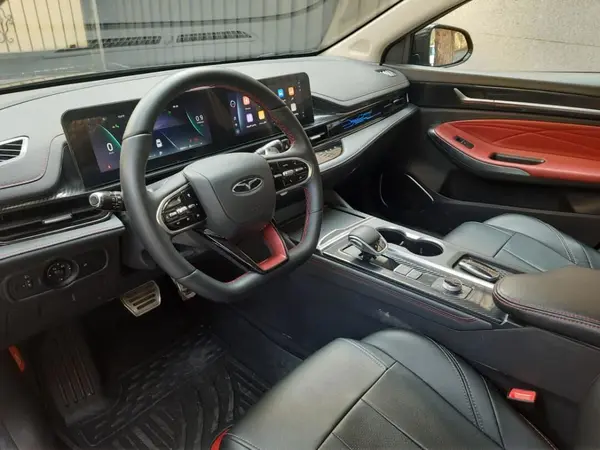 فونیکس، آریزو 6 جی تی (Z6 GT)