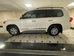 تویوتا، لندکروز چهار در