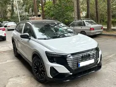 آئودی، Q5 e-tron