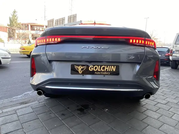 کی ام سی  J7