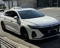 فونیکس، آریزو 8 (Z8)