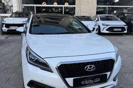 هیوندای سوناتا هیبرید