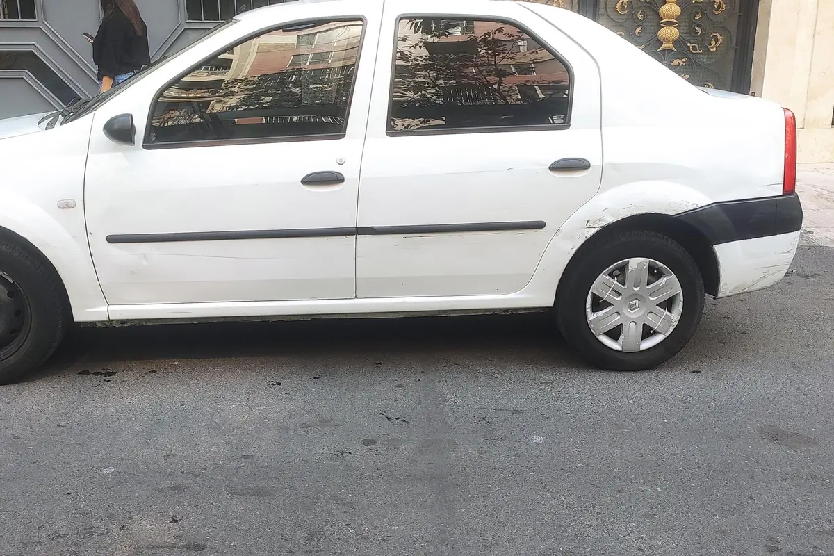 رنو،  تندر 90