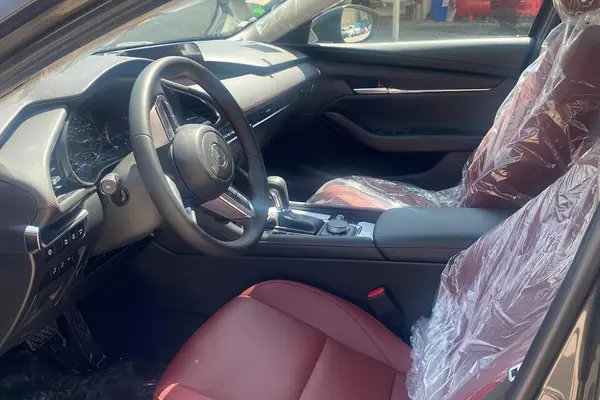 مزدا، 3 وارداتی