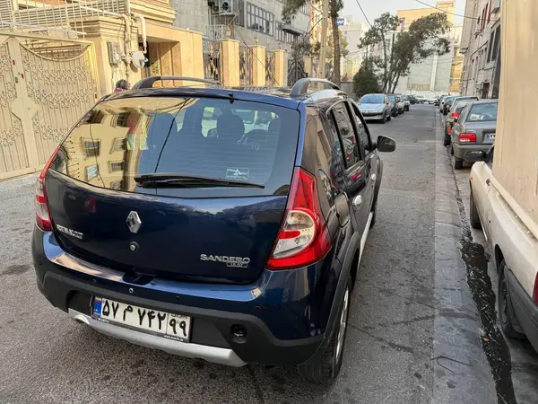 رنو، ساندرو استپ وی