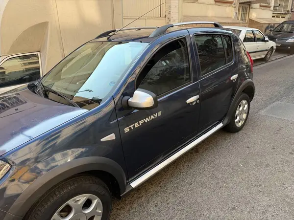 رنو، ساندرو استپ وی