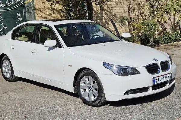 ب ام و، سری 5 سدان