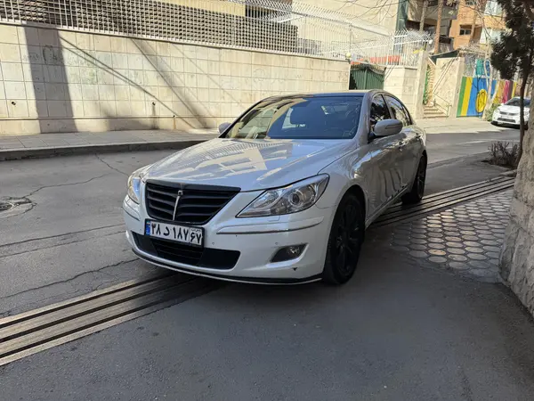 هیوندای، جنسیس