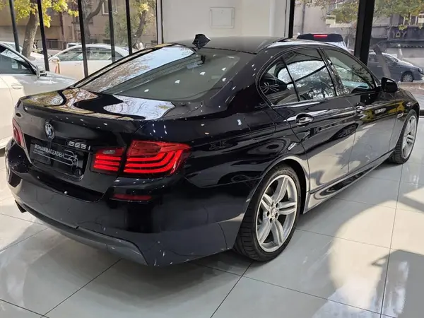 ب ام و، سری 5 سدان