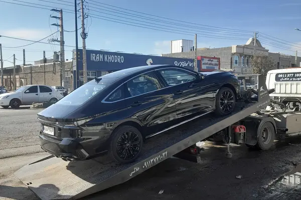 فونیکس، آریزو 8 (Z8)