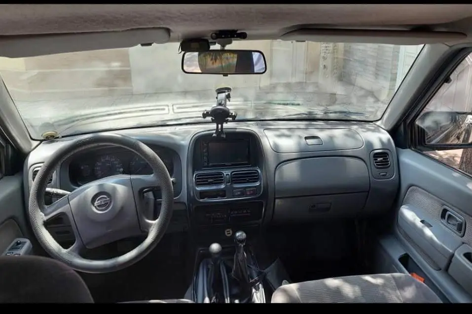 نیسان،  رونیز