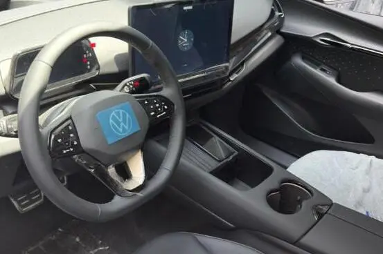 فولکس، آی دی یونیکس