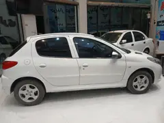 پژو، 207