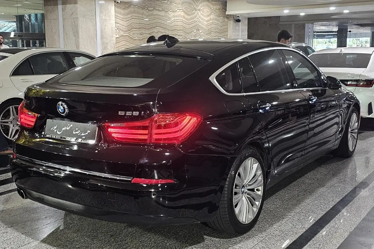 ب ام و  سری 5 GT