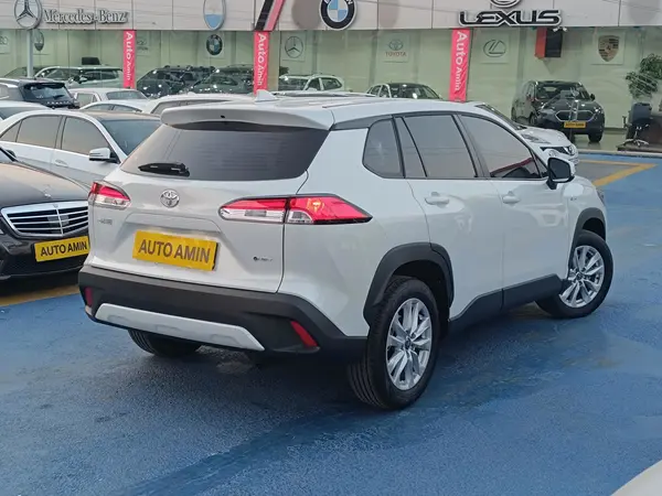 تویوتا، کرولا کراس هیبرید