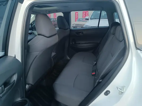 تویوتا، کرولا کراس هیبرید