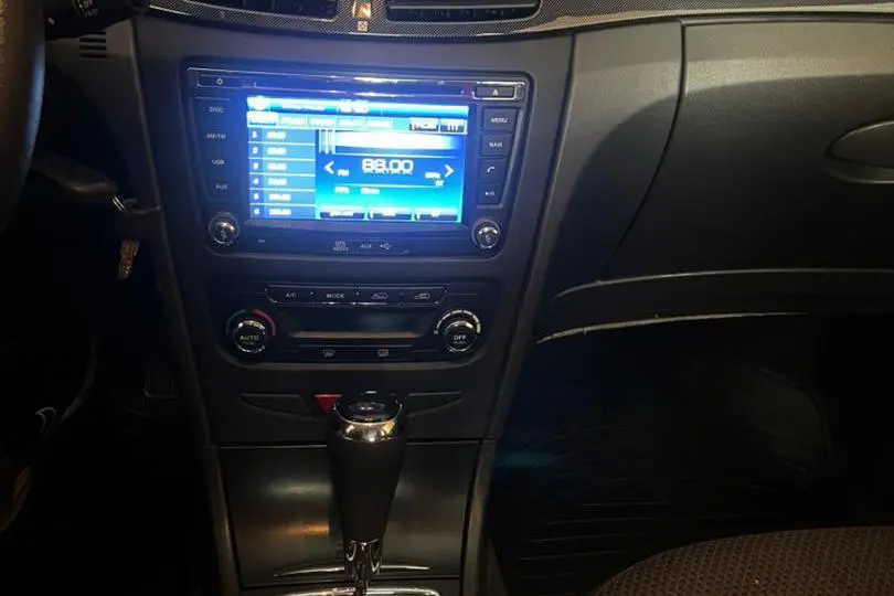 دانگ فنگ، H30 کراس