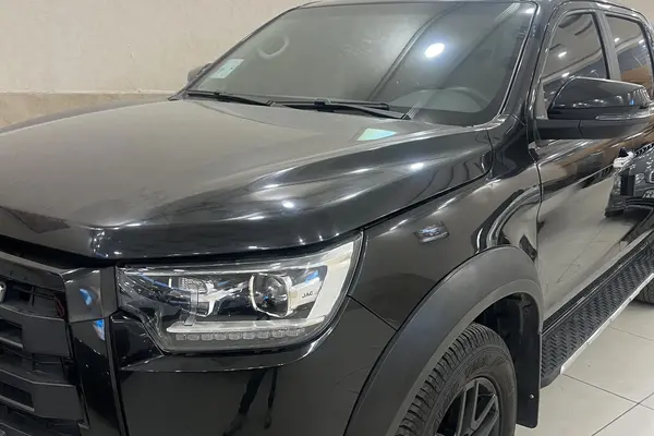 کی ام سی  T8