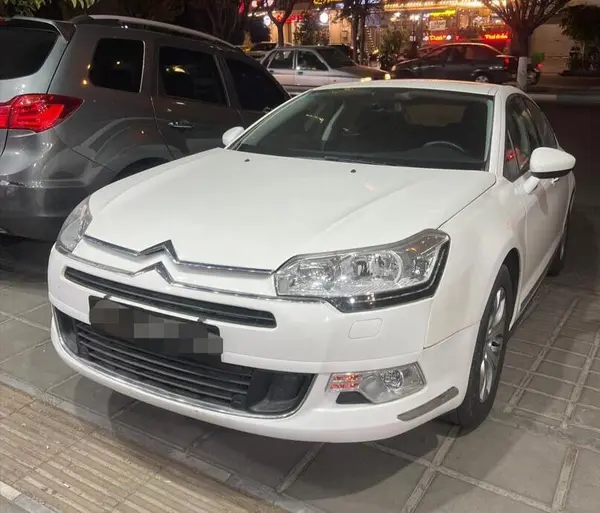 سیتروئن  C5