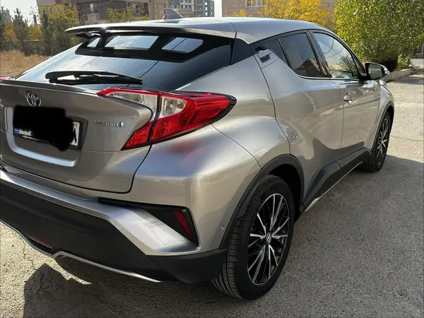 تویوتا، C-HR هیبرید
