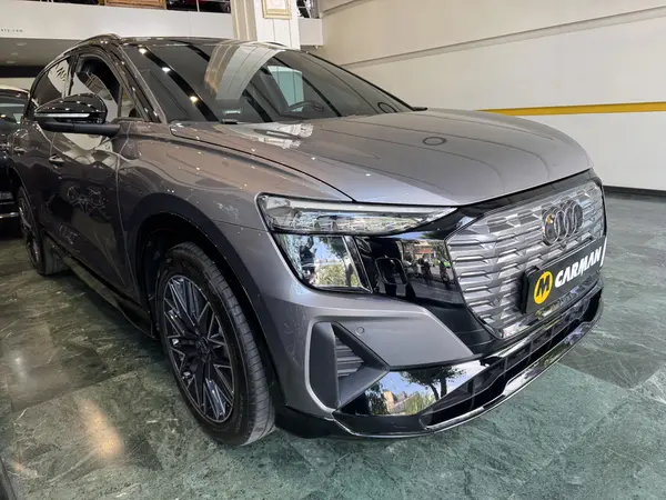 آئودی، Q5 e-tron